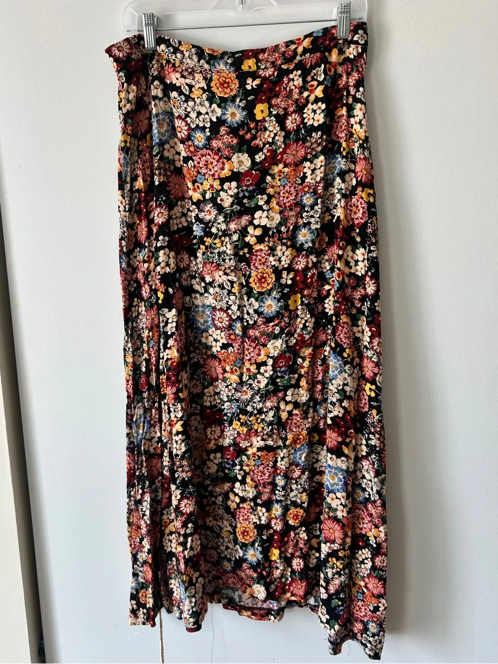 Vince Camuto Black Floral Maxi Skirt
